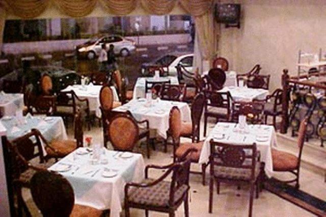 دبي Ramee Hotel Apartments المطعم الصورة